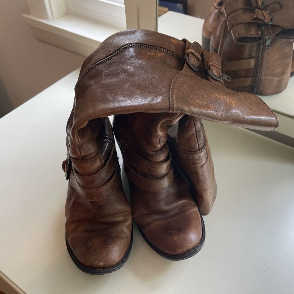 Born Brown Leather Riding Boots Size 9